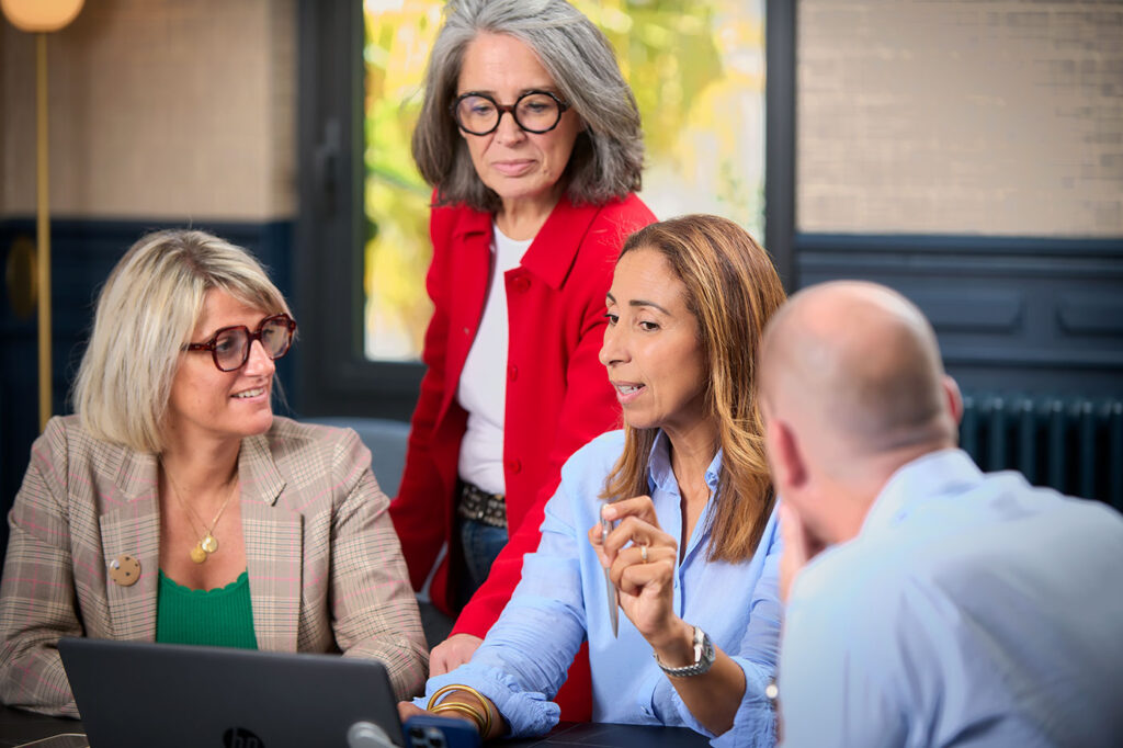 Connaissance de soi et développement des talents - Thomas International consacre une étude de cas à NB & Associés : quand la science accélère la prise de conscience - 100% Affirmatif ! Connaissance de soi et développement des talents - Thomas International consacre une étude de cas à NB & Associés : quand la science accélère la prise de conscience - 100% Affirmatif !